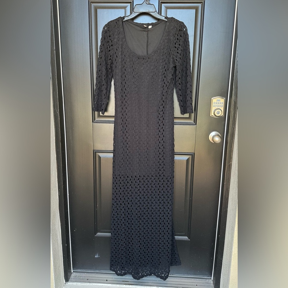 Elegant Black Lace Dress